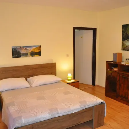 Opric 7728a Apartment