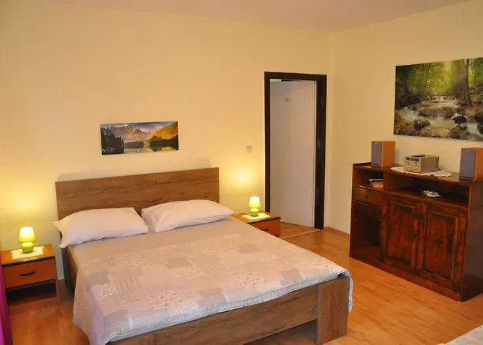 Opric 7728a Διαμέρισμα