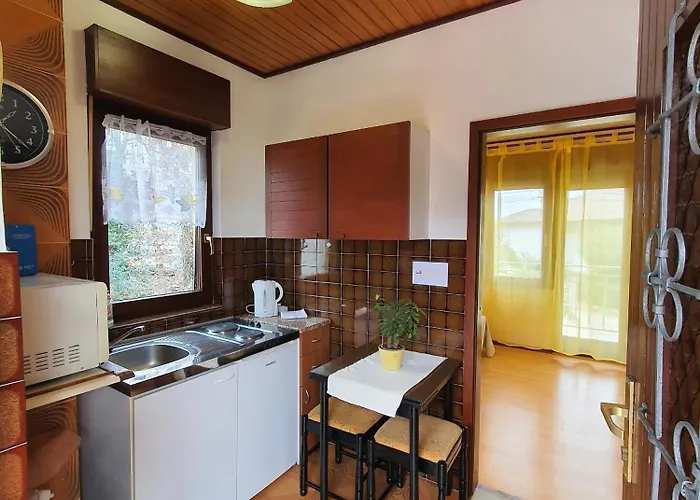 Διαμέρισμα Opric 7728a *